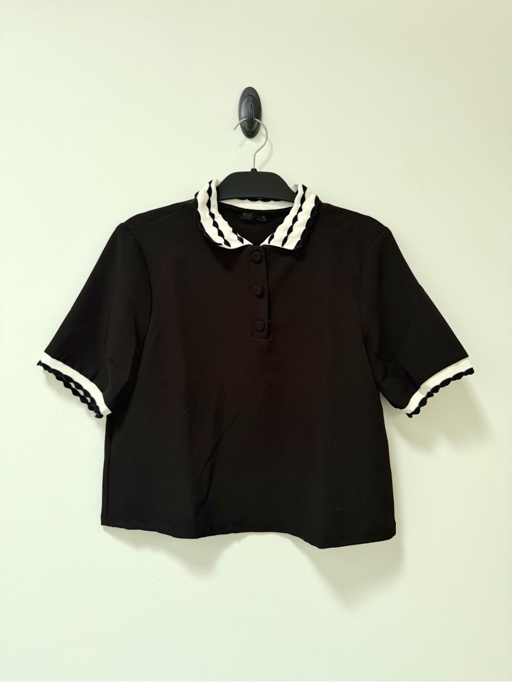 Zara Black White Scalloped Collar Polo Top XS